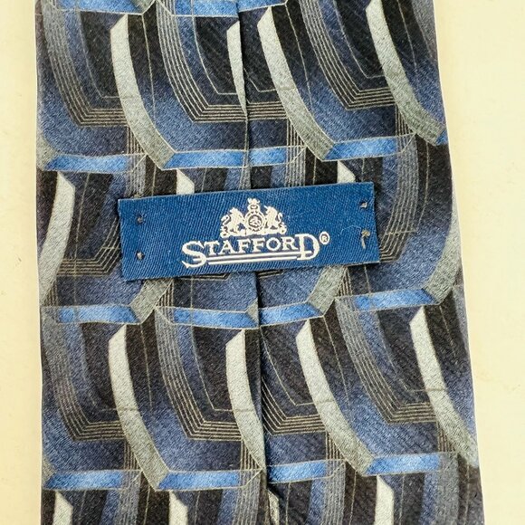 Stafford Blues Grays Necktie Tie 100% Imported Silk - Picture 4 of 5